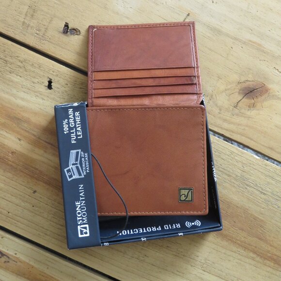 Stone Mountain Full Grain Leather Men's Wallet with RFID protection 12 card slot - Picture 6 of 7